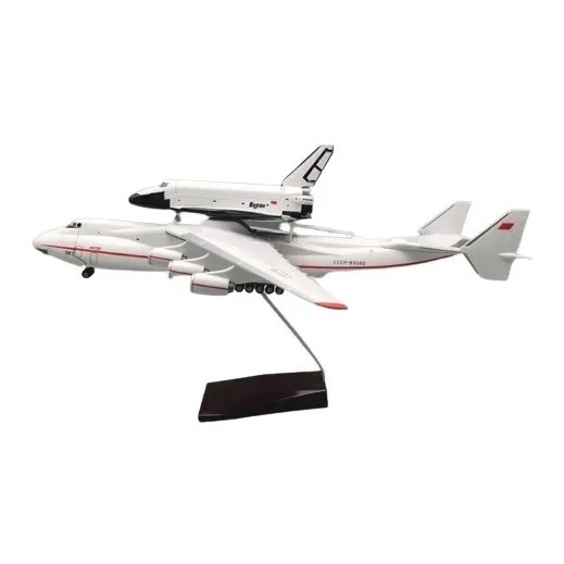 Avião Antonov An-225 Mriya Cargueiro Com Buran - Escala1/200