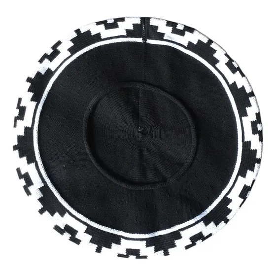 Boina Gaucha Argentina En Hilo Diseño Guardapampa