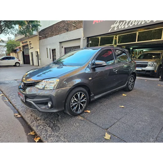 Toyota Etios 1.5 Xls