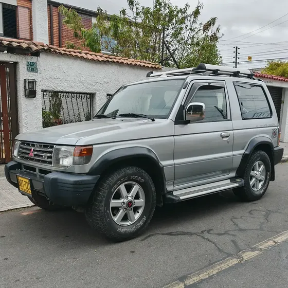 Mitsubishi Montero 2005 2.4