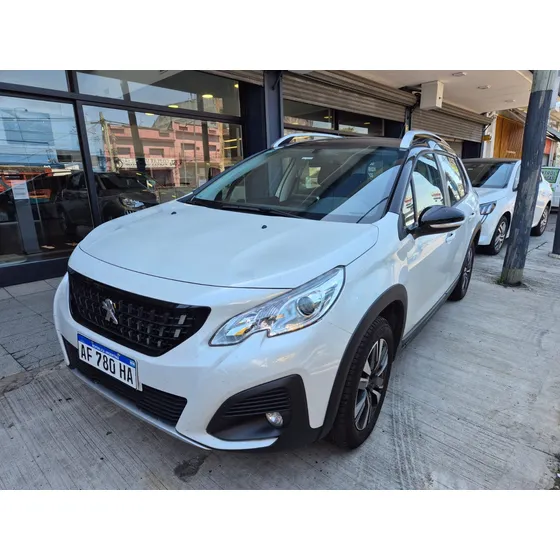 Peugeot 2008 1.6 Feline