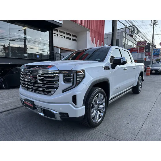 Gmc Sierra 6.2 V8 Denali