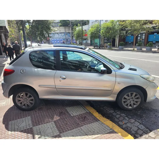 Peugeot 207 1.6 Xt