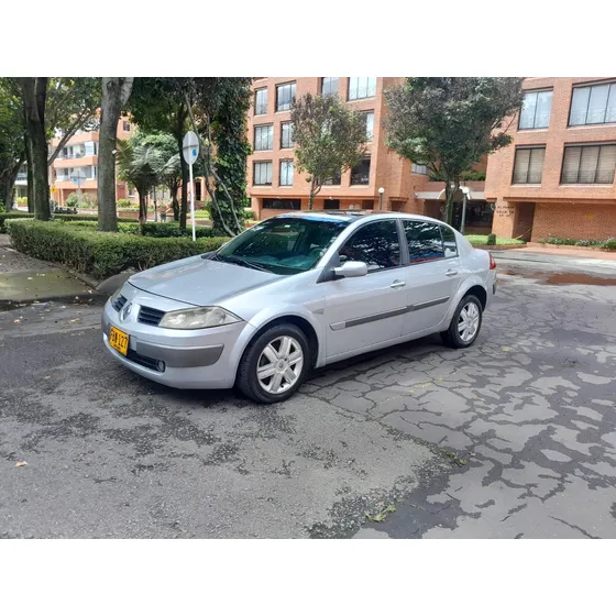Renault Megane 2 2.0 Dynamique At