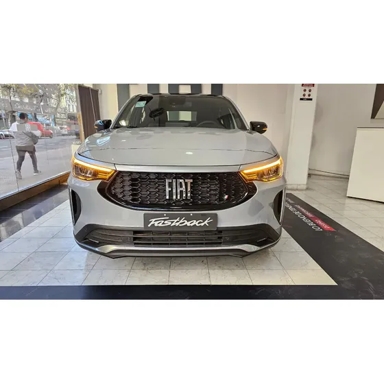 Fiat Fastback 1.3 T270 At6