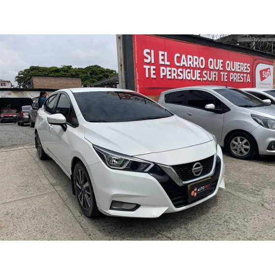 Nissan Versa 1.6 Advance