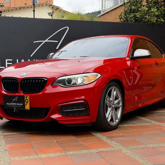 BMW Serie 2 2016 3.0 M235i F22 Coupe