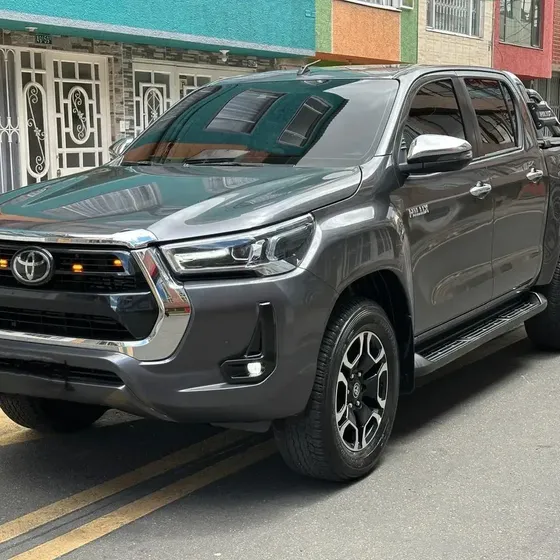 Toyota Hilux 2023 2.8