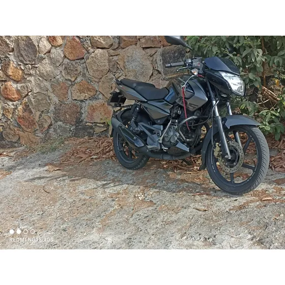 Pulsar 125ns Color Gris Con Negro