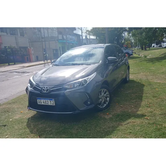 Toyota Yaris 1.5 107cv Xls Sedan