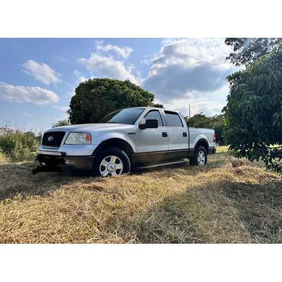 Ford Lobo 4.6 Xlt Cabina Doble 4x2 Mt