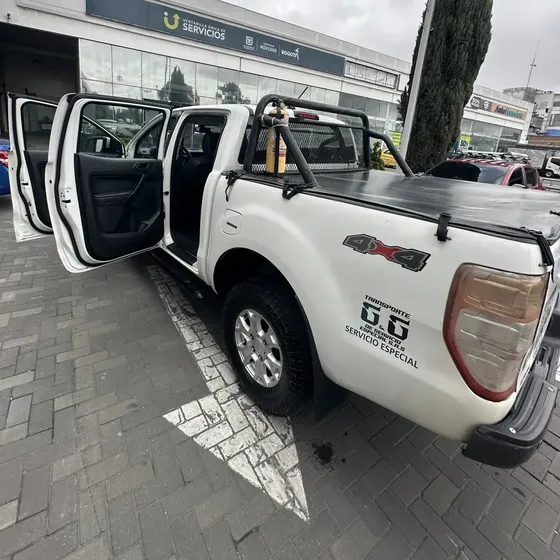 Ford Ranger 2022 Doble Cabina