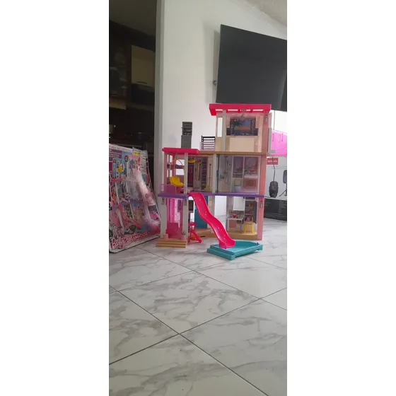 Casa De Muñecas Barbie Dreamhouse Mattel 110 Cm