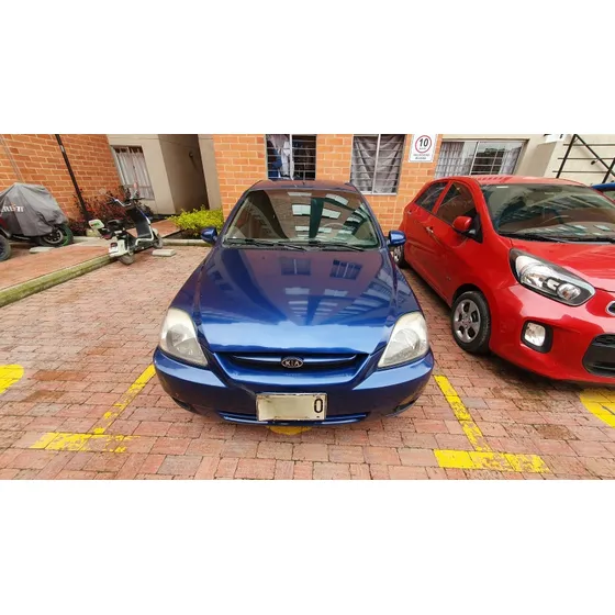 Kia Stylus 2011