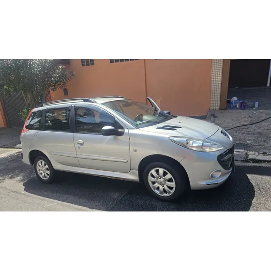 Peugeot 207 1.4 Xr Sport Flex 5p