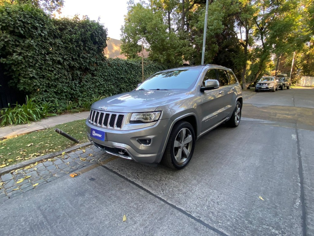 Jeep Grand Cherokee Overland