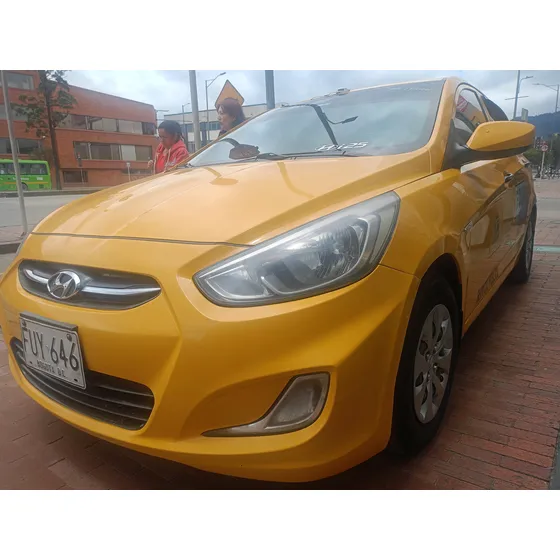Taxi Hyundai I25 Modelo 2019, A Gas - Gasolina