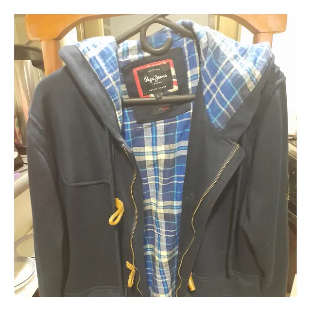 Pepe Jeans Chaqueta Abrigadora Con Forro Rico,lindo Color Azul, Con Capucha! Excelente Compra!!/ Ondera ,/liviana , Excelente Estado!