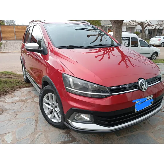 Volkswagen Suran 1.6 Highline Msi 110cv