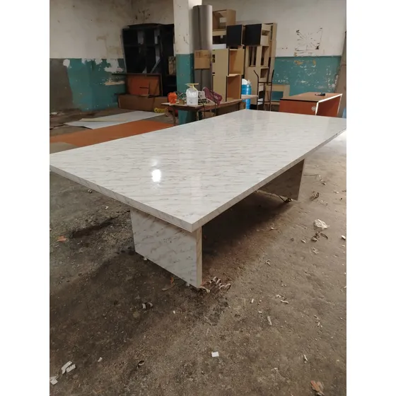 Mesa De Conferencias De Madera