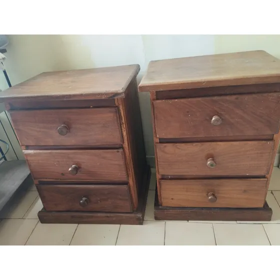Mesas De Noche En Madera Rustica Usadas Remato Las 2