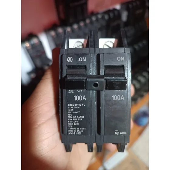 Breaker 2x100 Thqc General Electric Superficial 2x90 Ge