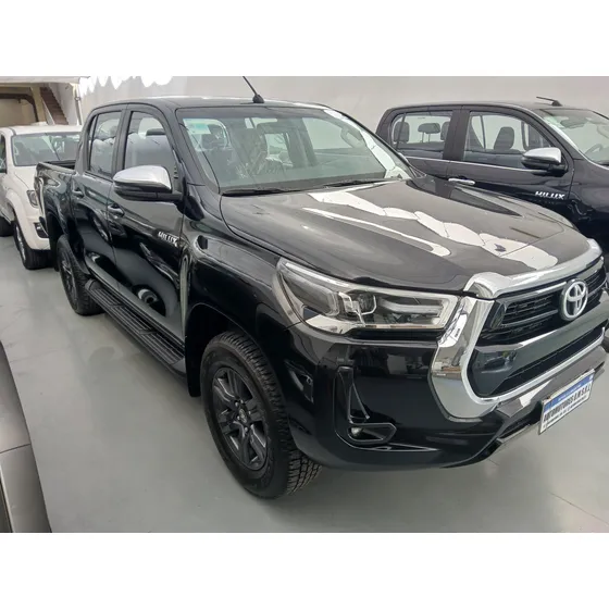 Toyota Hilux Pick-up 2.8 Cd Srv 204cv 4x2 At