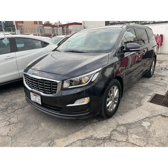 Kia Sedona 3.3 V6 Ex Pack At