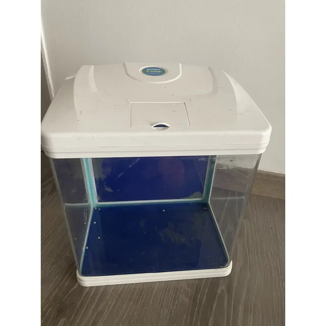 Pescera Sobo T-240f 9 Litros Color Blanco  + Kit Completo