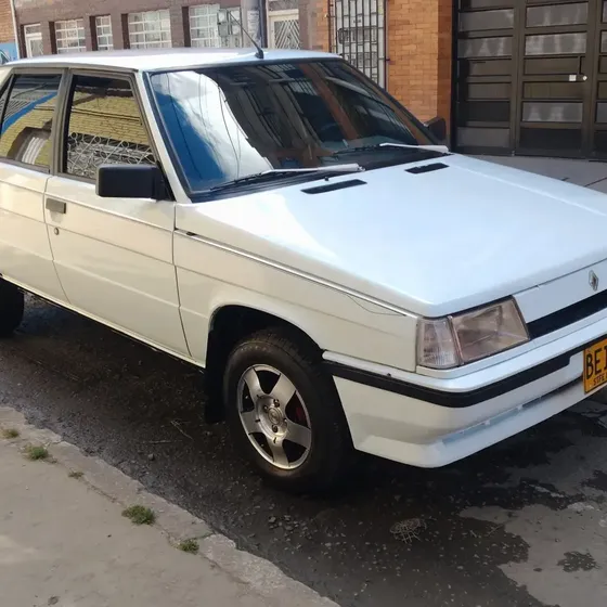 Renault R9 1994 1.4 Brio