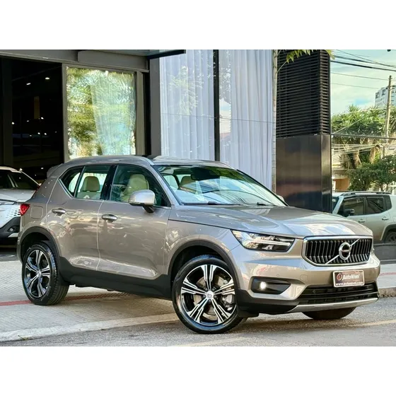 Volvo 0 Xc 40 T-5 Inscription 1.5 Fwd (híbrido)