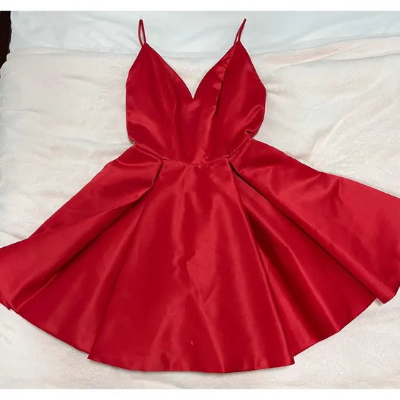 Vestido Corto De Quinceañera Color Rojo