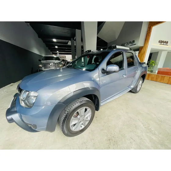 Renault Duster Oroch 2.0 Outsider Plus