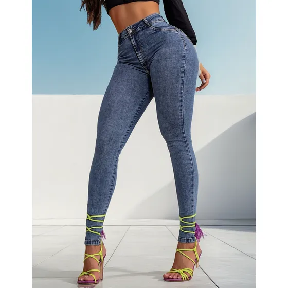 Calça Jeans Feminina Com Enchimento Modela E Levanta Bumbum 