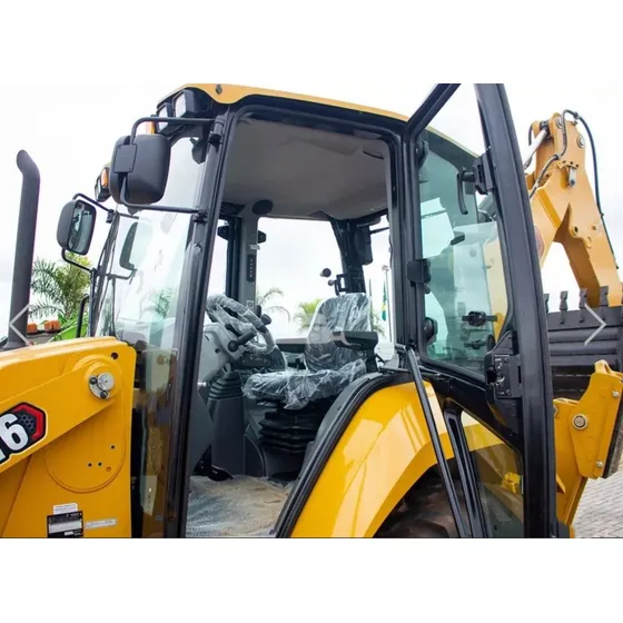 Retroescavadeira Caterpillar Cat 416 Cabinada E 4x4 0h 2025