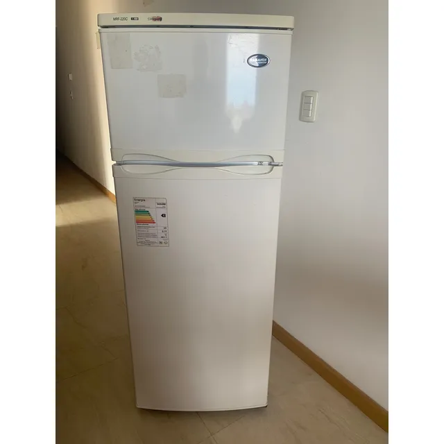 Heladera Panavox Mrf-220c En Excelente Estado.