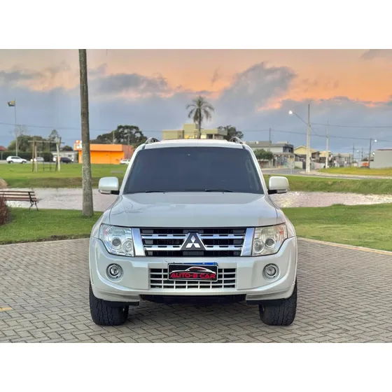 Mitsubishi Pajero Full 3.2 Hpe Aut. 5p