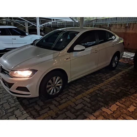 Volkswagen Virtus 1.6 16v Msi Aut. 4p