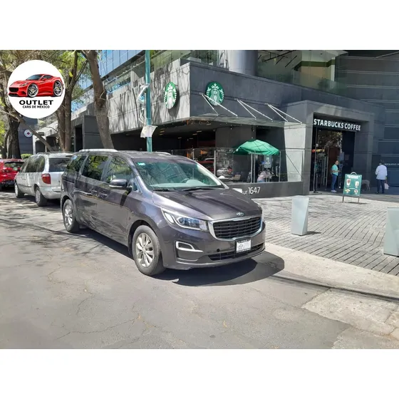 Kia Sedona 2.0 Lx At