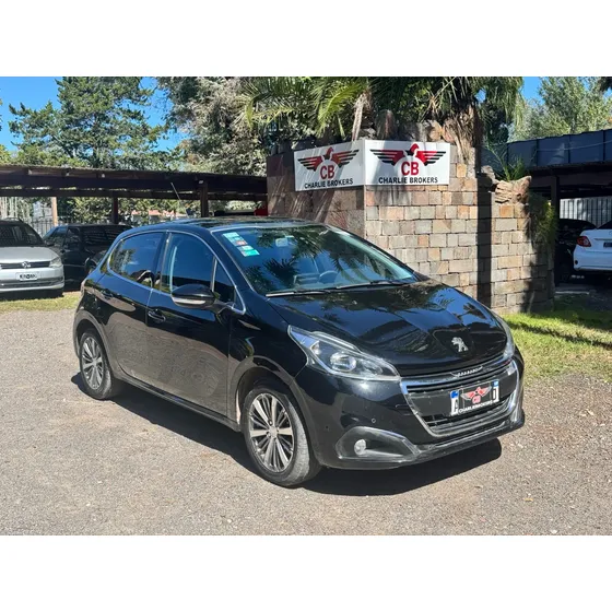 Peugeot 208 1.6 Feline