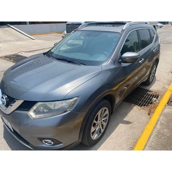 Nissan X-trail 2.5 Advance 2 Row Cvt
