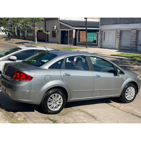 Fiat Linea 1.8 Essence 130cv