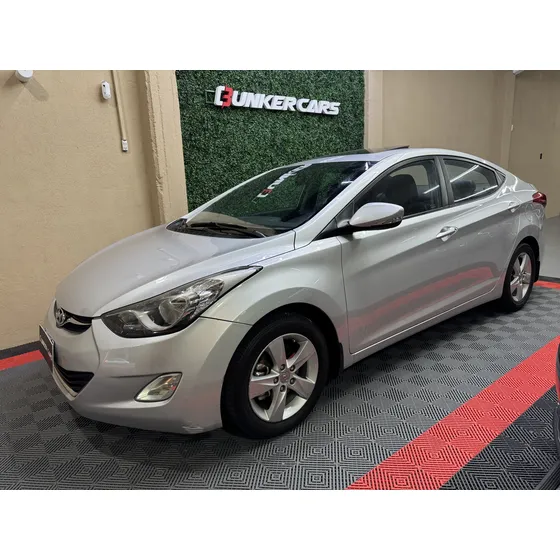 Hyundai Elantra 1.8 Gls 6mt Seguridad Premium