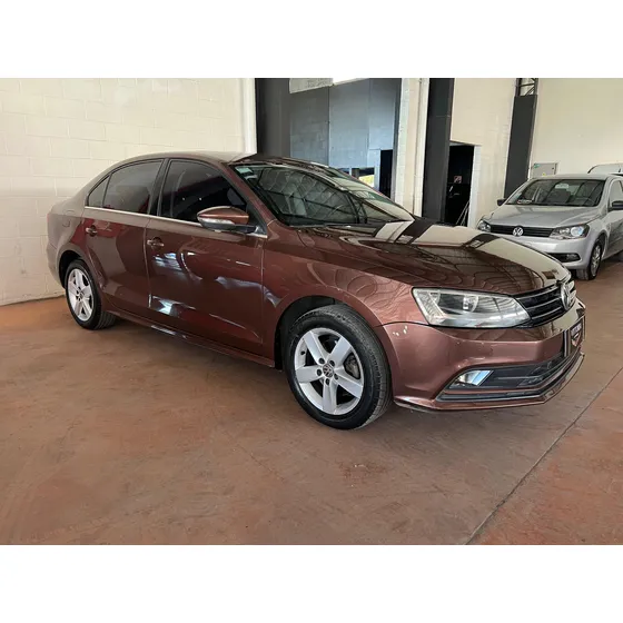 Volkswagen Vento 1.4 Highline 150cv At