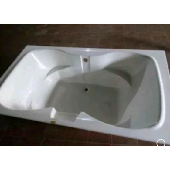 Bañera Tipo Jacuzzi, Fibra De Vidrio, Nueva
