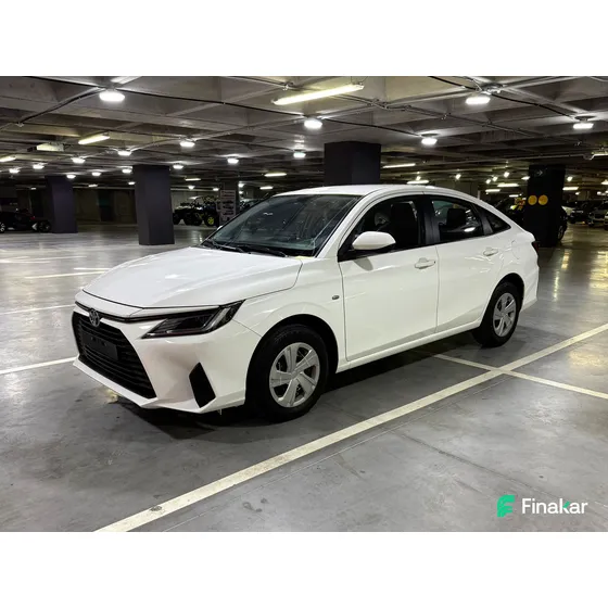 Toyota Yaris 1.5 Base Sedan At