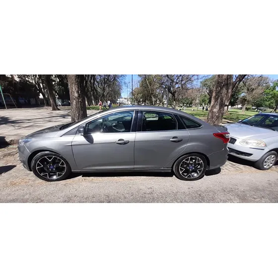 Ford Focus Iii 2.0 Sedan Titanium At6
