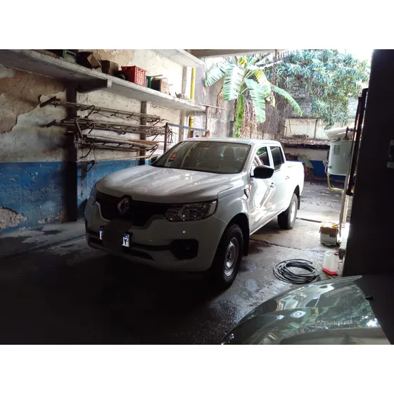 Renault Alaskan 2.3t 16v Confort Mt 4x2