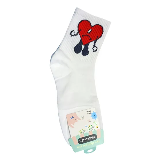 Par De Medias Blancas De Corazon Rojo