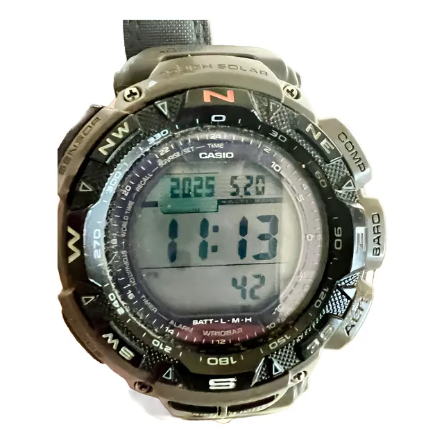 Reloj Casio Protrek Hombre Solar Marrón Nylon Camuflaje